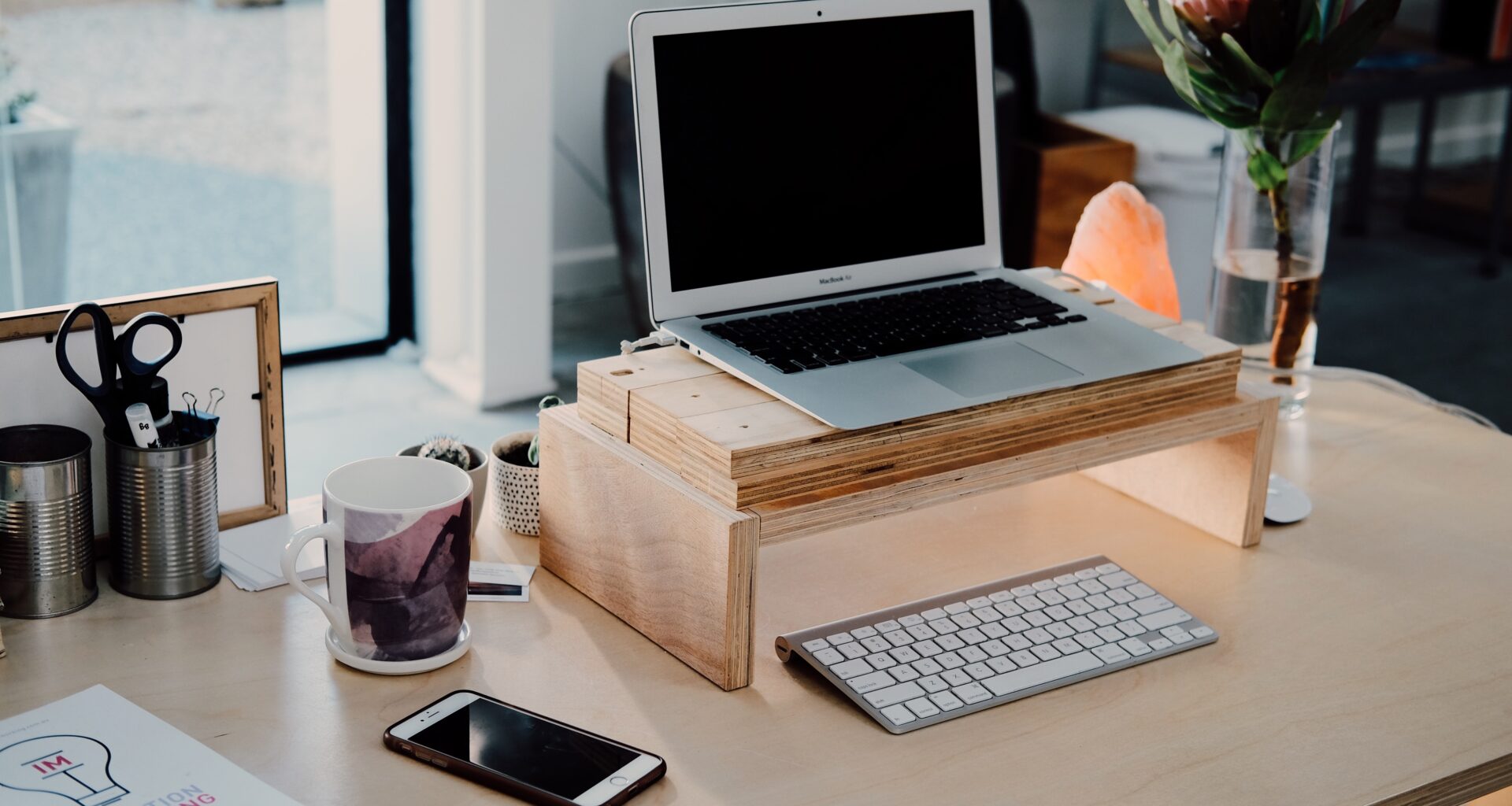 come organizzare una postazione da ufficio